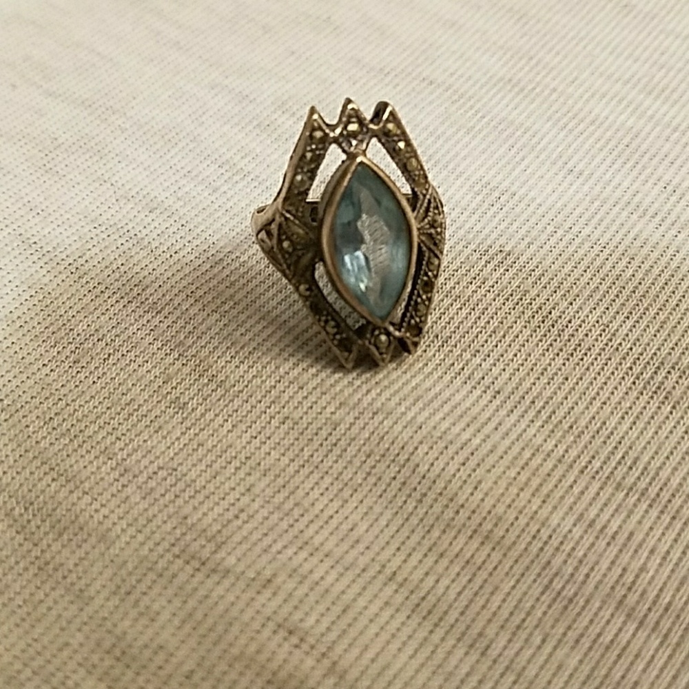 Fashion ring